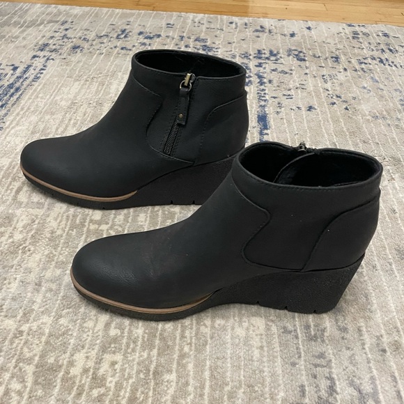 Dr Scholl's Bianca Wedge Dress Bootie - Picture 3 of 6